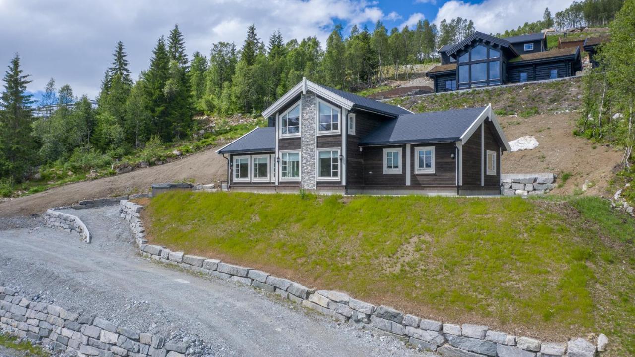 Rolfhytta - Fosskamben 19 Villa Sogndal Exterior photo